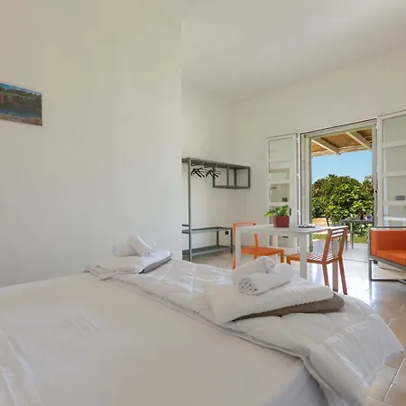Li Frutti Farm stay Otranto