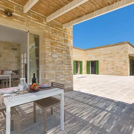 Li Frutti Farm stay Otranto